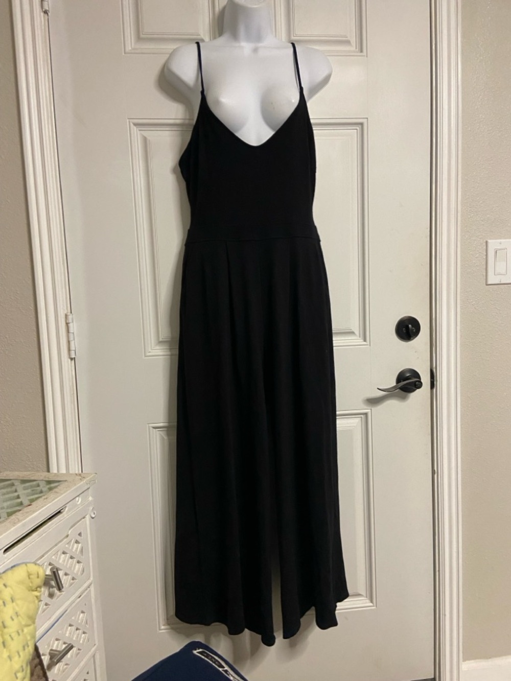 T38a- FREE PRESS Black CutOut Wide Leg Cami Jumpsuit